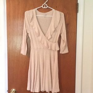 Light peach ruffled long sleeved Francesca’s dress